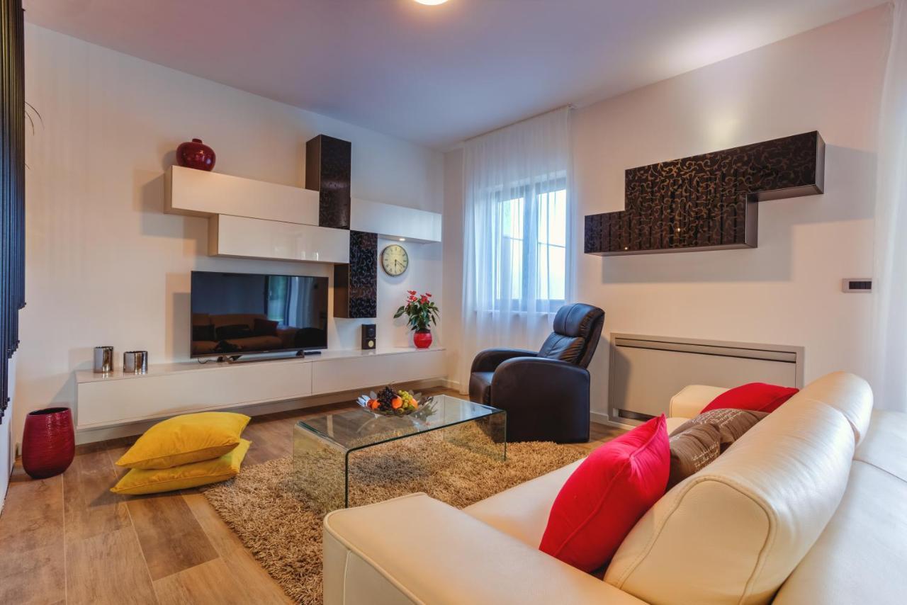 Tar-Vabriga Villa Flora Vabriga מראה חיצוני תמונה