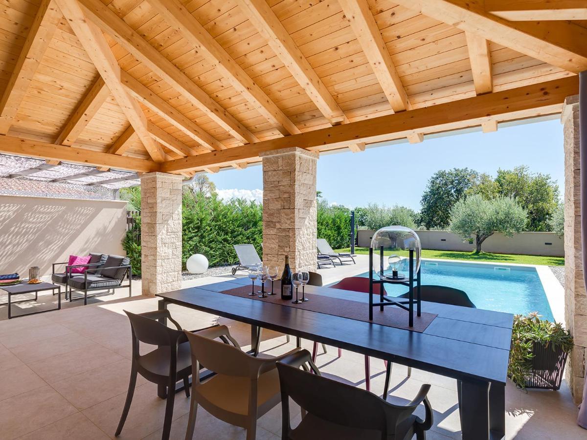 Tar-Vabriga Villa Flora Vabriga מראה חיצוני תמונה