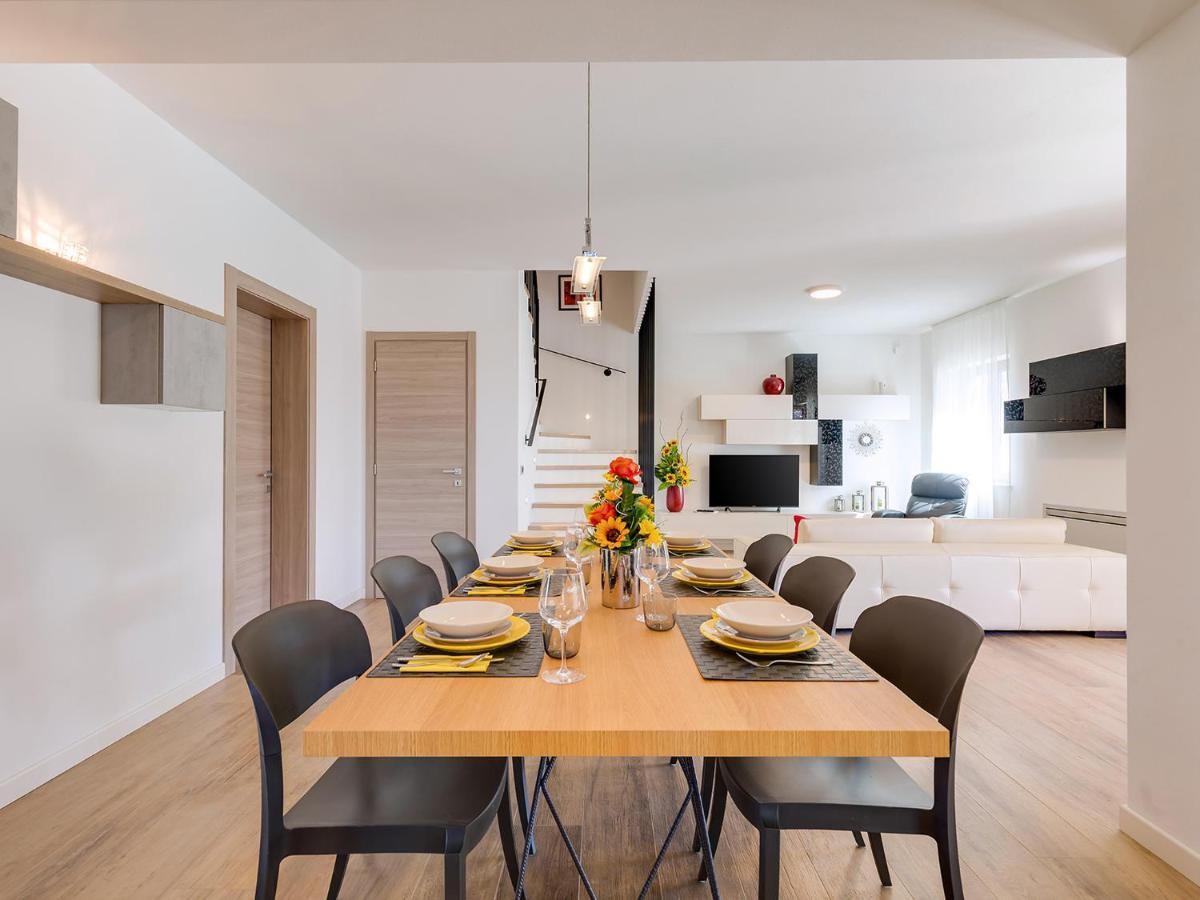 Tar-Vabriga Villa Flora Vabriga מראה חיצוני תמונה