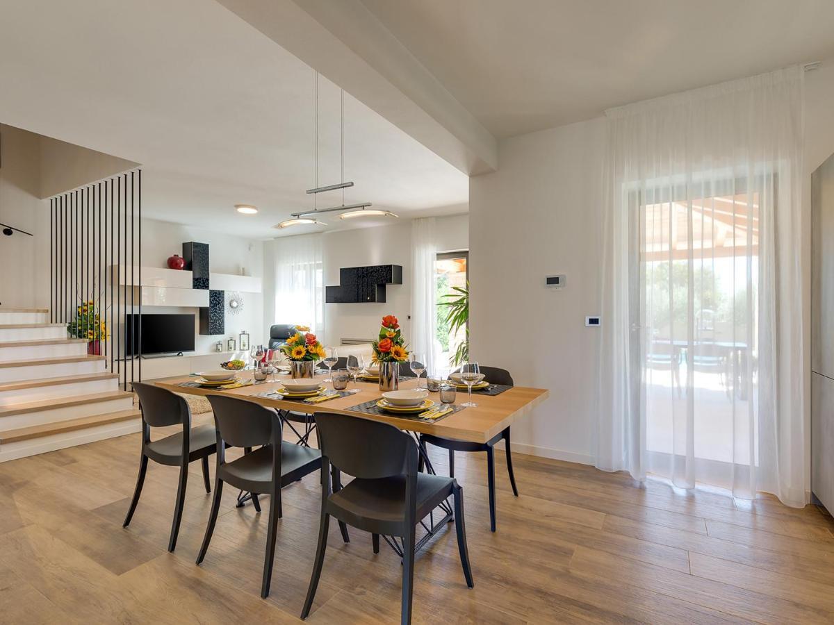 Tar-Vabriga Villa Flora Vabriga מראה חיצוני תמונה